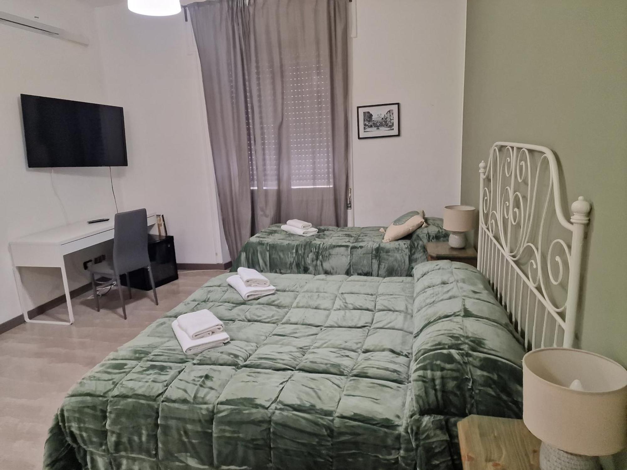 Roma Story 2 — Photos 2